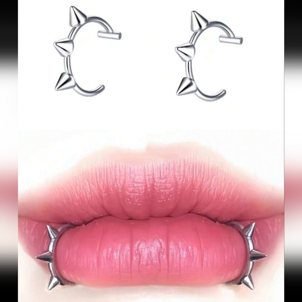 2 Fake lip rings - Picture 1 of 7